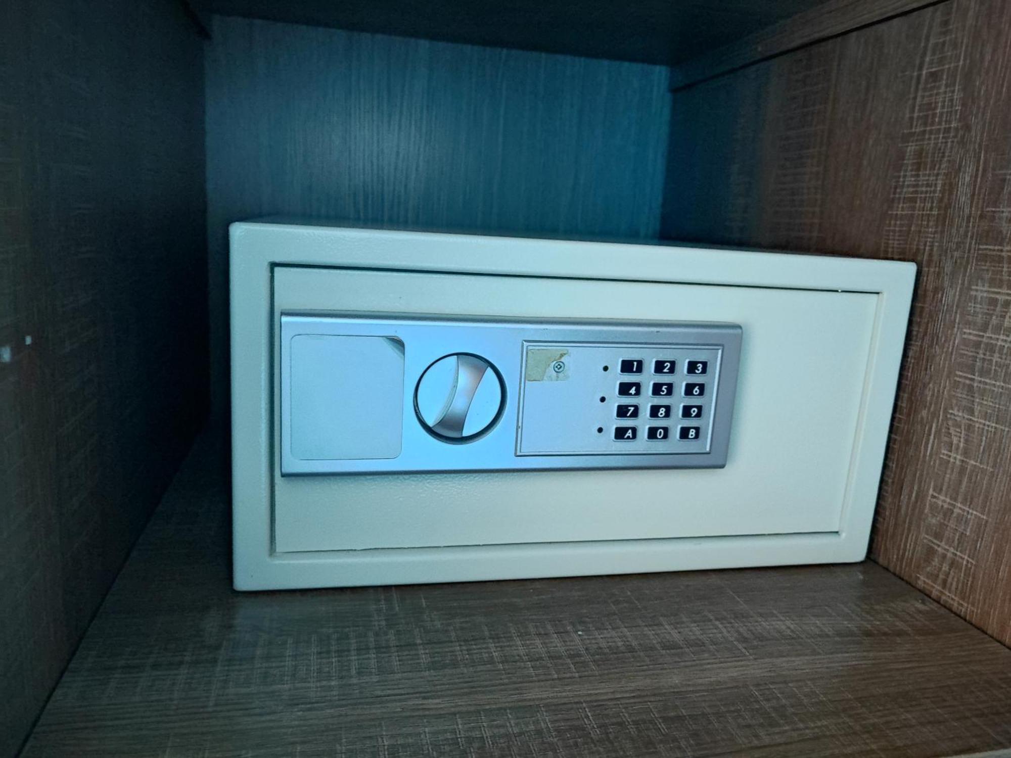 206 Regalia Apartment Flic en Flac Luaran gambar